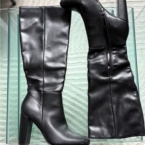 Elegant Black Knee-High Boots